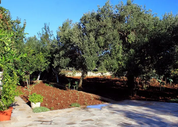 With A Parking Space Lumbarda, Korcula - 9298 *