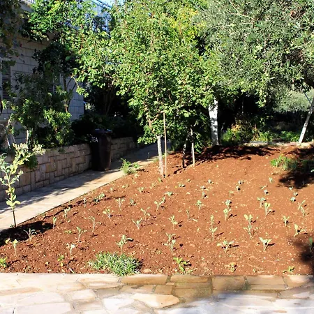 Apartamento With A Parking Space Lumbarda, Korcula - 9298 *